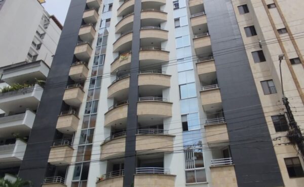 APARTAMENTO 204 – EDIFICIO COLINA IMPERIAL